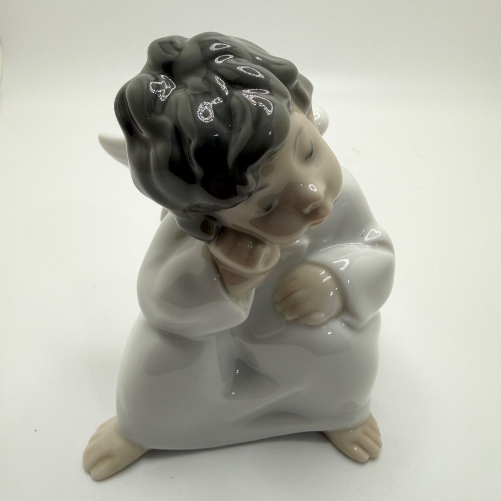 Vintage LLADRO Porcelain Angel Cherub Figurine Thinking White Spain Box